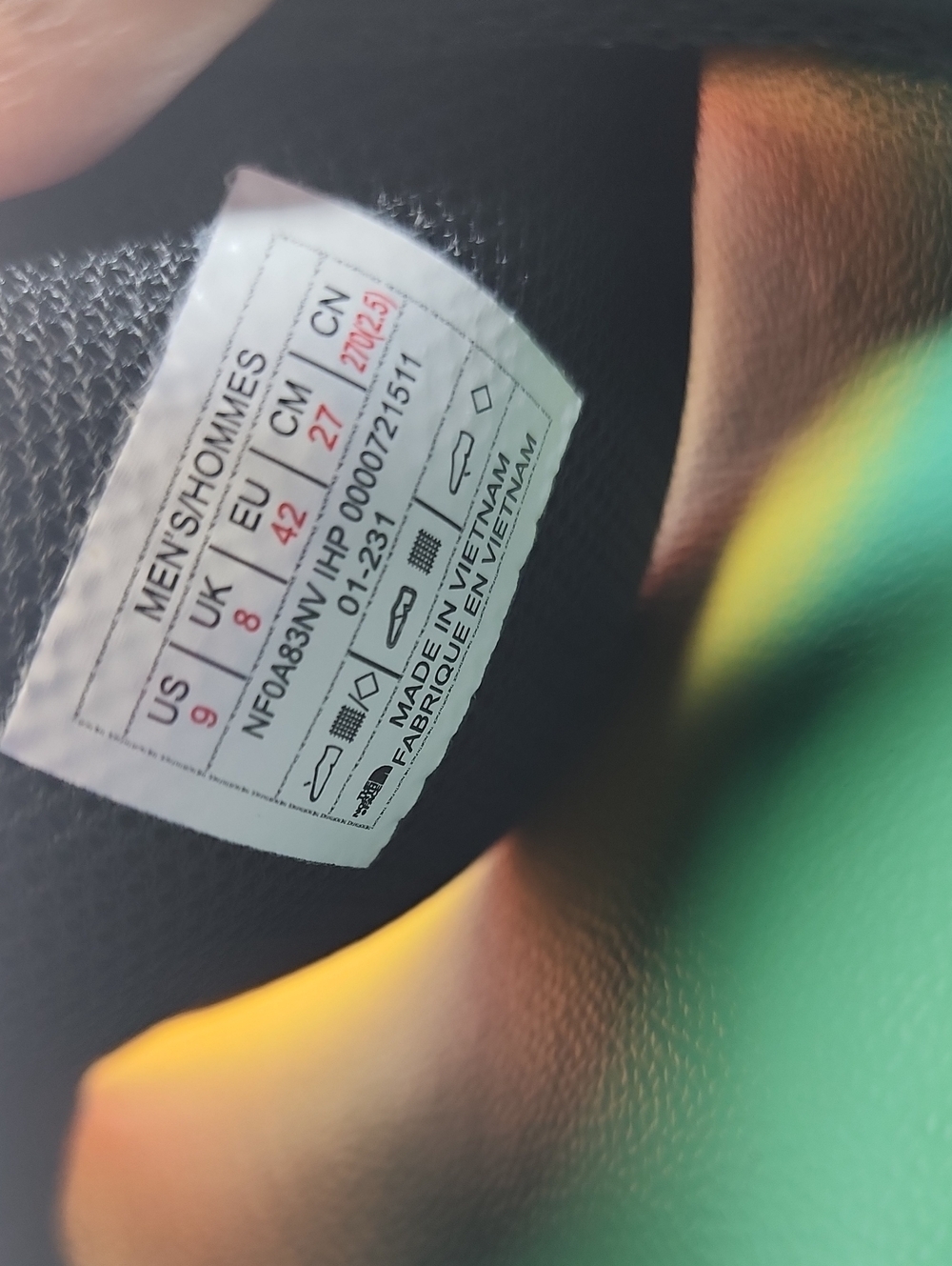 THE NORTH FACE BASE CAMP III SLIDE SANDAL IN PRIDE GRADIENT/ BLACK Sz 9 - Picture 11 of 11